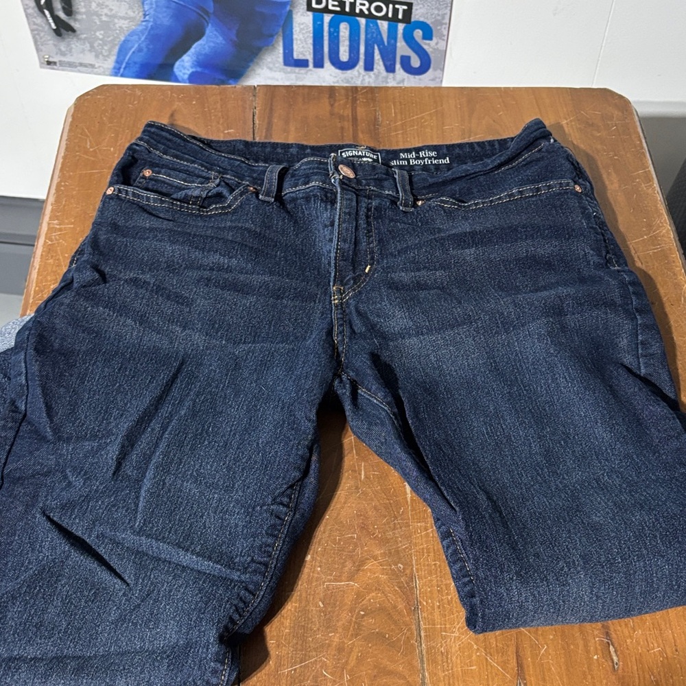 Levi's Signature Mid-Rise Slim Boyfriend Jeans - Indigo